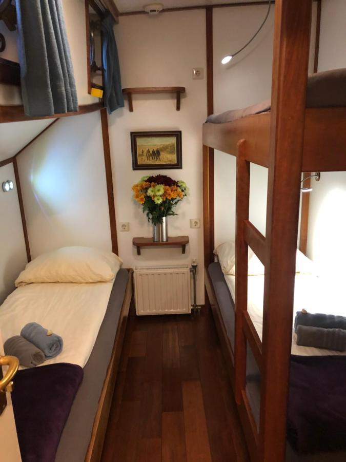 Hotelboot Zwaan Amsterdam Esterno foto